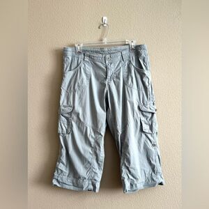 Kuhl Hiking Capri Cargo Pants in Gray